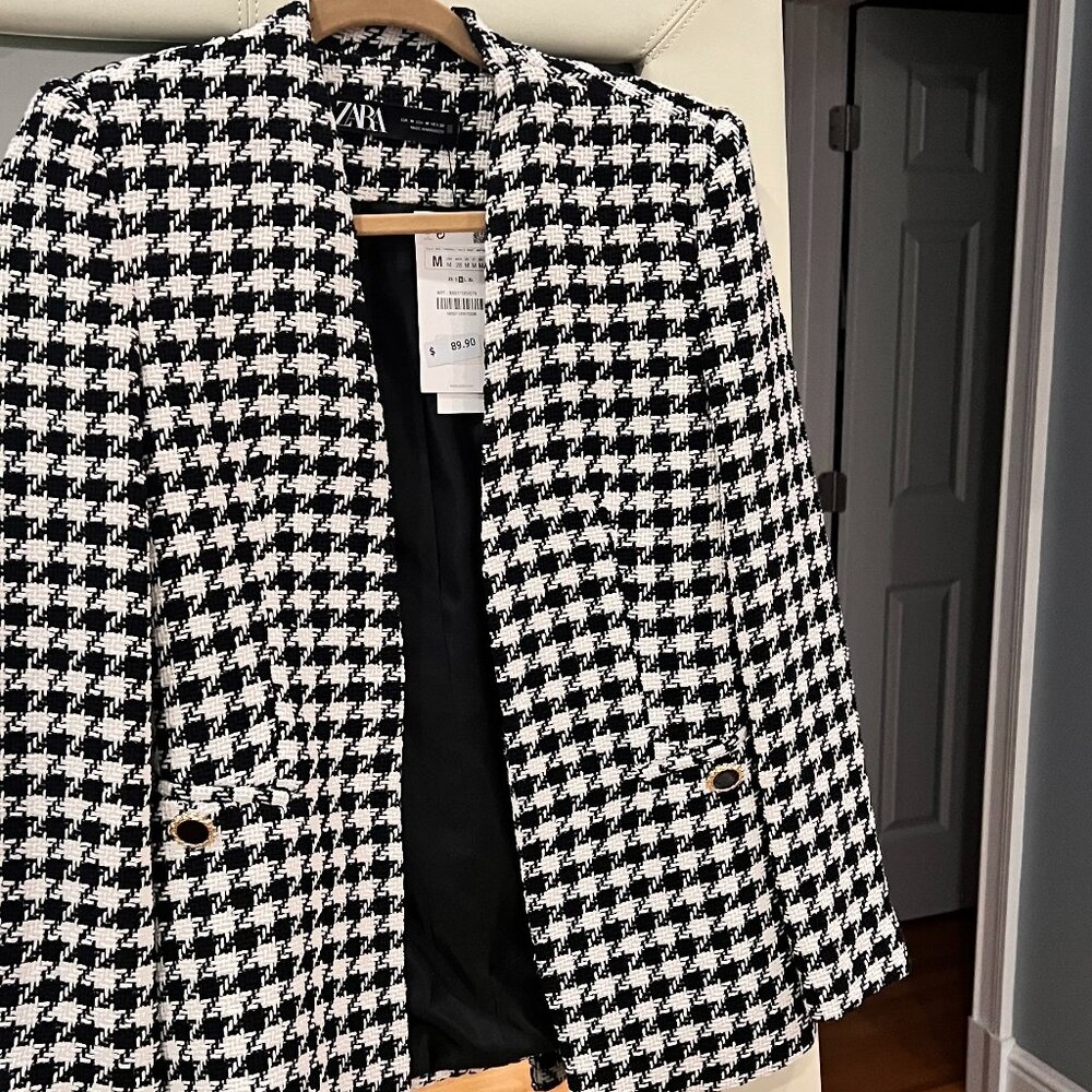 Never Worn - with Tags - Zara houndstooth Blazer - Size Medium